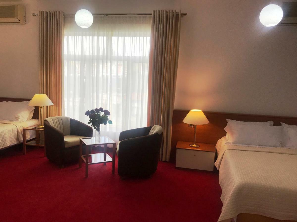 Chateau Linza Resort Tirana Zewnętrze zdjęcie